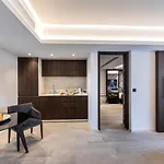 Almond Business Hotel 4*