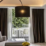 Almond Business Hotel 4*