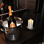 Hotel Almond Business 4*