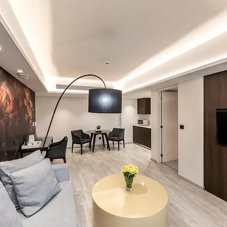 Almond Business Hotel Nikósie