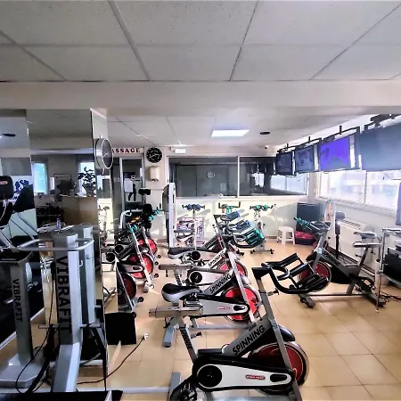 Almond Business Hotel 4*