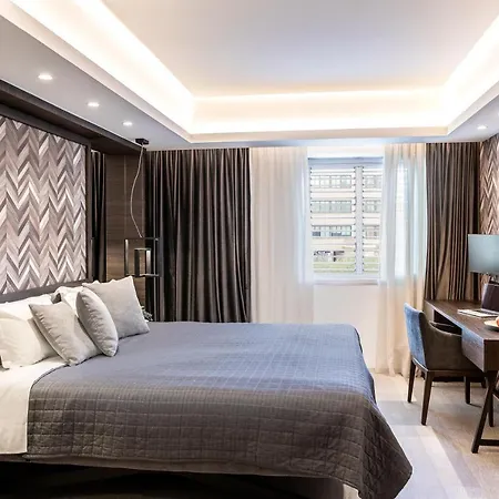 Almond Business Hotel 4*