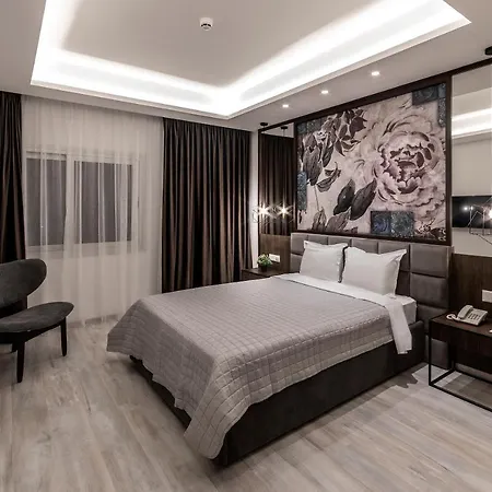 Almond Business Hotel
