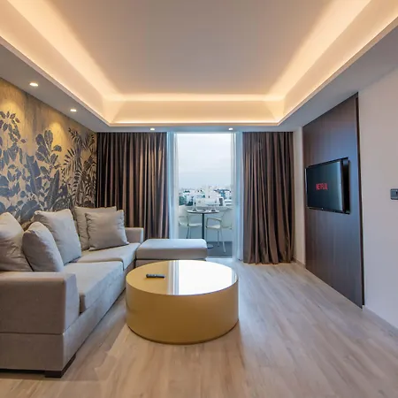 Hotel Almond Business