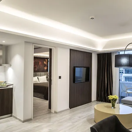 Almond Business Nikozja