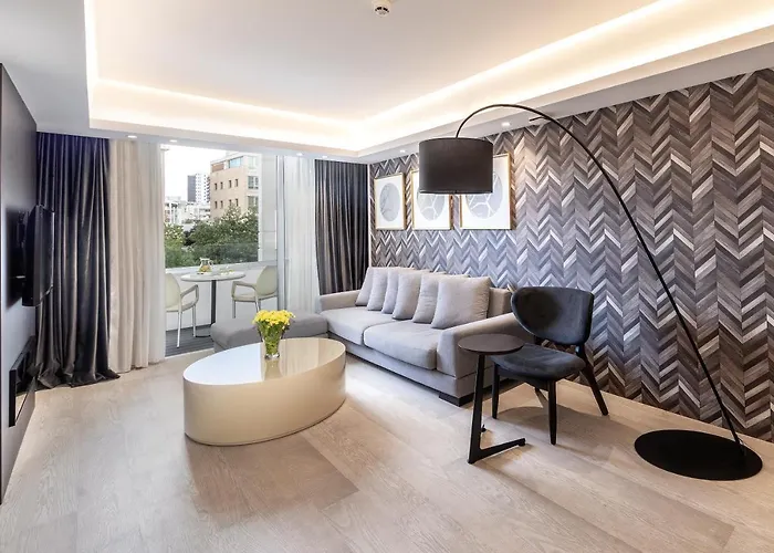 Almond Business Отель 4*