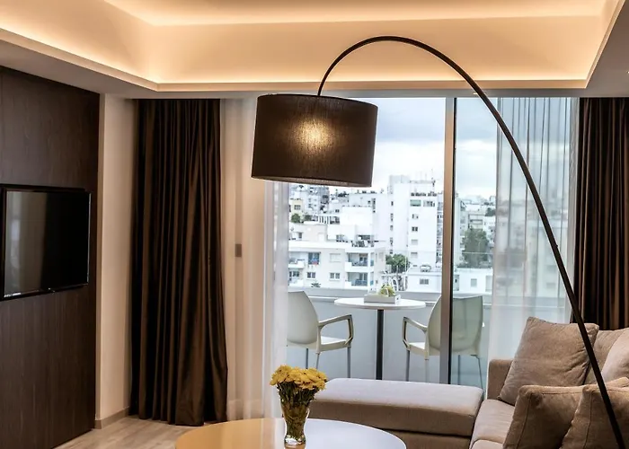 Almond Business 4* Никосия