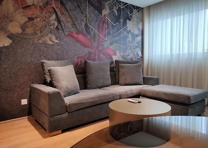 Almond Business Отель