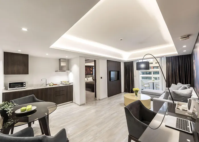 Отель Almond Business 4*