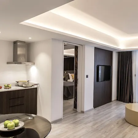 Almond Business Hotel 4*